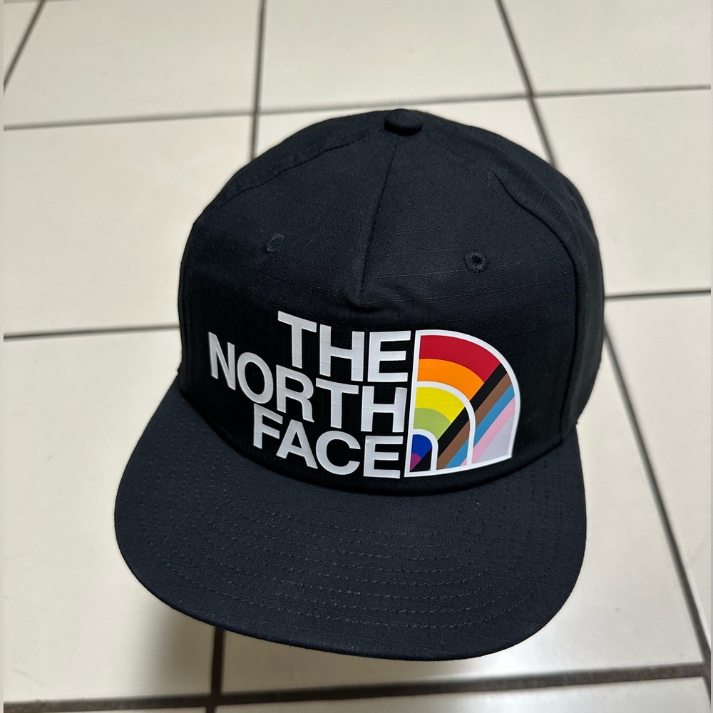 New The North face Unisex - Picture 5 of 5